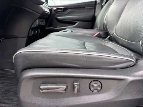 Used 2024 Honda Odyssey Elite image 15