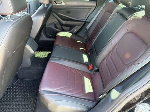 Used 2022 Volkswagen Jetta GLI Autobahn FWD image 14