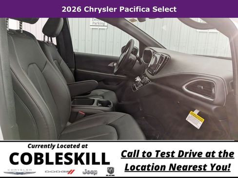 New 2026 Chrysler Pacifica Select image 30