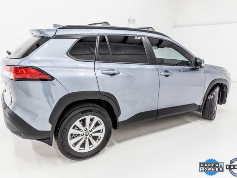 Used 2024 Toyota Corolla Cross LE w/ Moonroof Package image 8