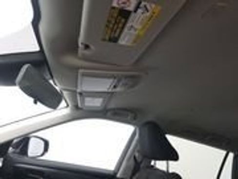 Used 2024 Toyota Highlander LE image 14