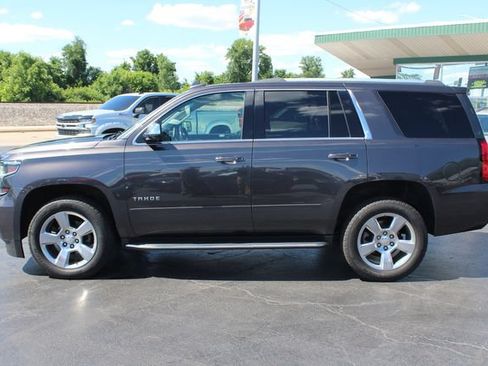 Used 2018 Chevrolet Tahoe Premier AWD/4WD image 3