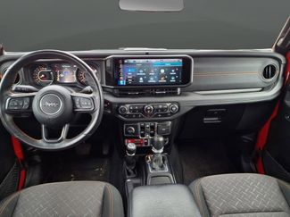 Used 2024 Jeep Gladiator Mojave w/ Convenience Group video 1