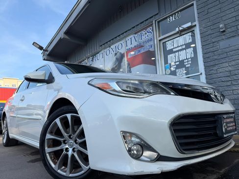 Used 2015 Toyota Avalon XLE Touring FWD image 1