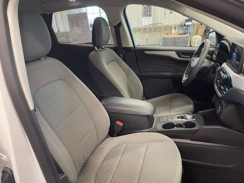 Used 2022 Ford Escape SE AWD/4WD image 34