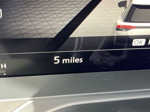 New 2026 Nissan Pathfinder Platinum image 23