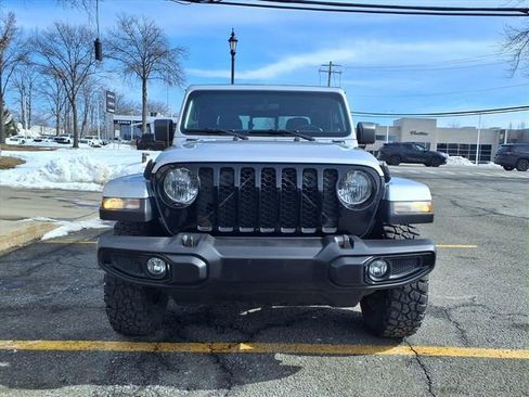Used 2022 Jeep Gladiator Sport AWD/4WD image 3