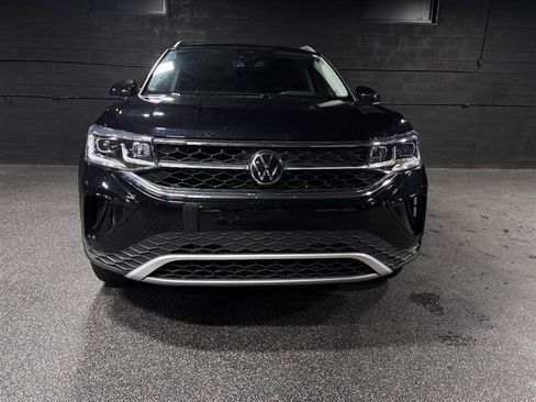 Used 2024 Volkswagen Taos SEL image 8