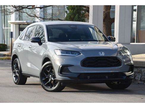 Used 2024 Honda HR-V Sport image 1