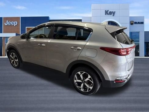 Used 2021 Kia Sportage LX AWD/4WD image 4