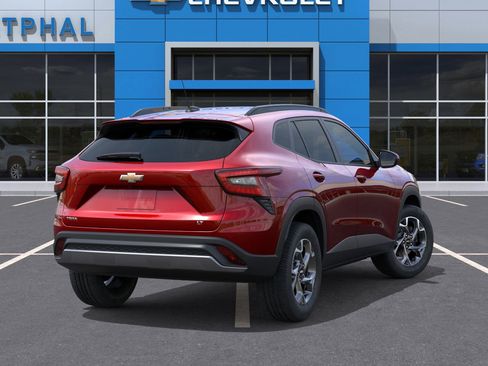New 2026 Chevrolet Trax LT image 4