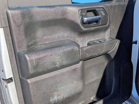 Used 2019 Chevrolet Silverado 1500 Custom Trail Boss w/ Infotainment Package image 15