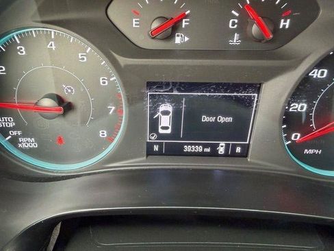 Used 2025 Chevrolet Malibu LT FWD image 23