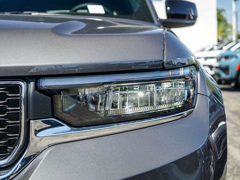 New 2026 Jeep Grand Cherokee Laredo image 8