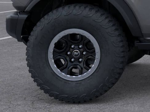 New 2026 Ford Bronco Badlands image 21