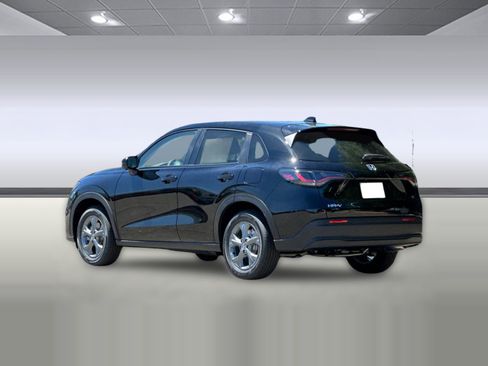 New 2026 Honda HR-V LX image 3