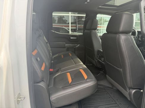 Used 2019 GMC Sierra 1500 AT4 w/ Technology Package AWD/4WD image 21