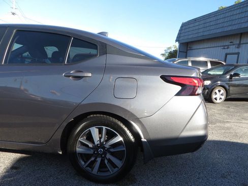 Used 2021 Nissan Versa SV image 28