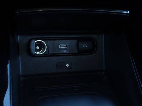 Used 2022 Kia Telluride EX w/ EX Premium Package image 30