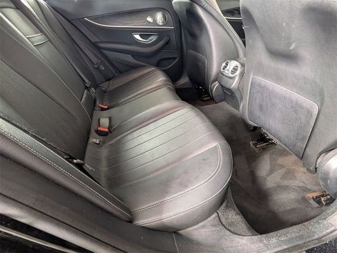 Used 2018 Mercedes-Benz E 300 image 32