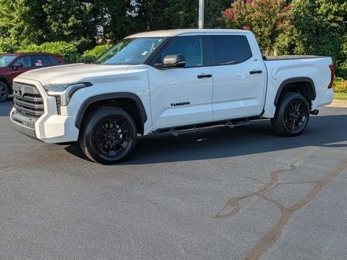 Used 2024 Toyota Tundra SR5 w/ SR5 Convenience Package AWD/4WD image 8