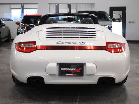 Used 2010 Porsche 911 Carrera 4S image 5