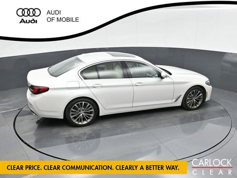 Used 2022 BMW 530i xDrive w/ Executive Package image 25