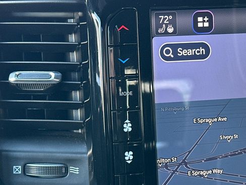 Used 2025 RAM 1500 Laramie image 28