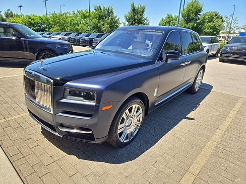 Used 2021 Rolls-Royce Cullinan AWD/4WD image 1