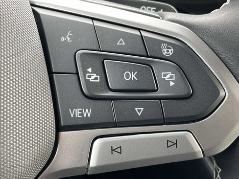New 2026 Volkswagen Atlas SE FWD image 23