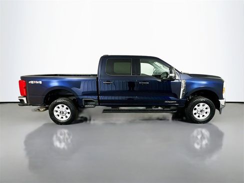 Used 2024 Ford F250 XLT image 8