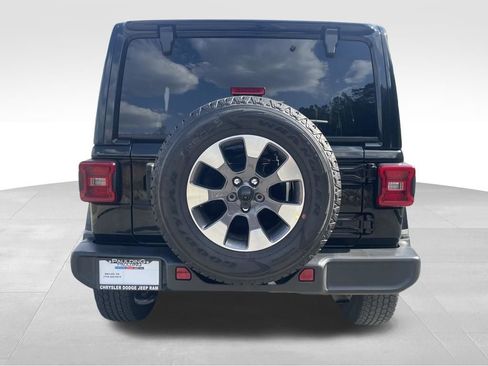 Used 2021 Jeep Wrangler Unlimited Sahara image 6