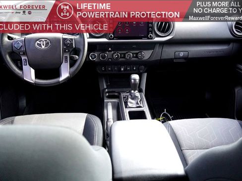 Used 2020 Toyota Tacoma SR5 image 27