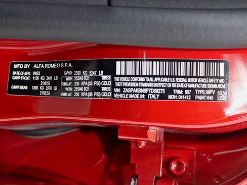 Used 2023 Alfa Romeo Stelvio Veloce AWD/4WD image 42