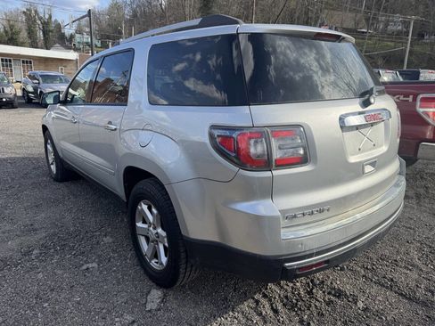 Used 2014 GMC Acadia SLE image 6
