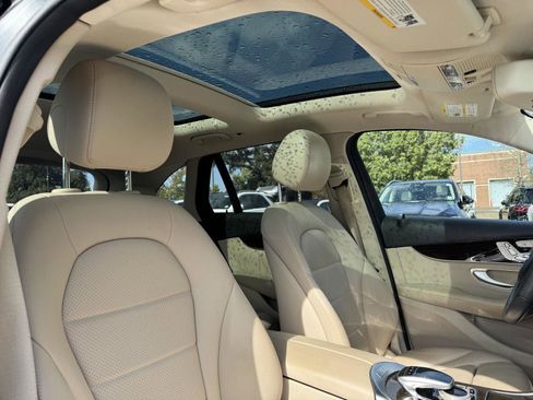 Used 2017 Mercedes-Benz GLC 300 image 30