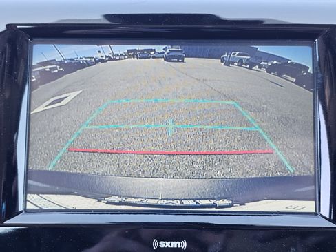 Used 2020 Toyota Camry SE image 29