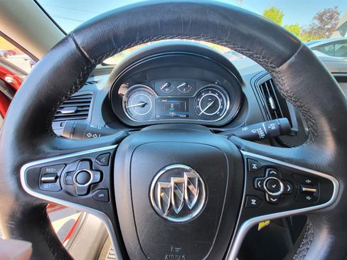 Used 2017 Buick Regal Sport Touring FWD image 9