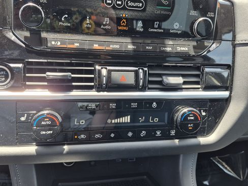 Certified 2024 Nissan Pathfinder SL w/ SL Premium Package AWD/4WD image 31