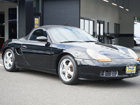 Used 2002 Porsche Boxster image 2