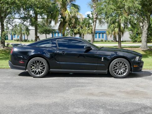 Used 2012 Ford Mustang Shelby GT500 w/ SVT Performance Pkg image 4