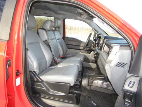 Used 2024 Ford F350 XL w/ FX4 Off-Road Package AWD/4WD image 19