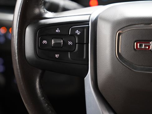 Used 2023 GMC Yukon SLT image 20