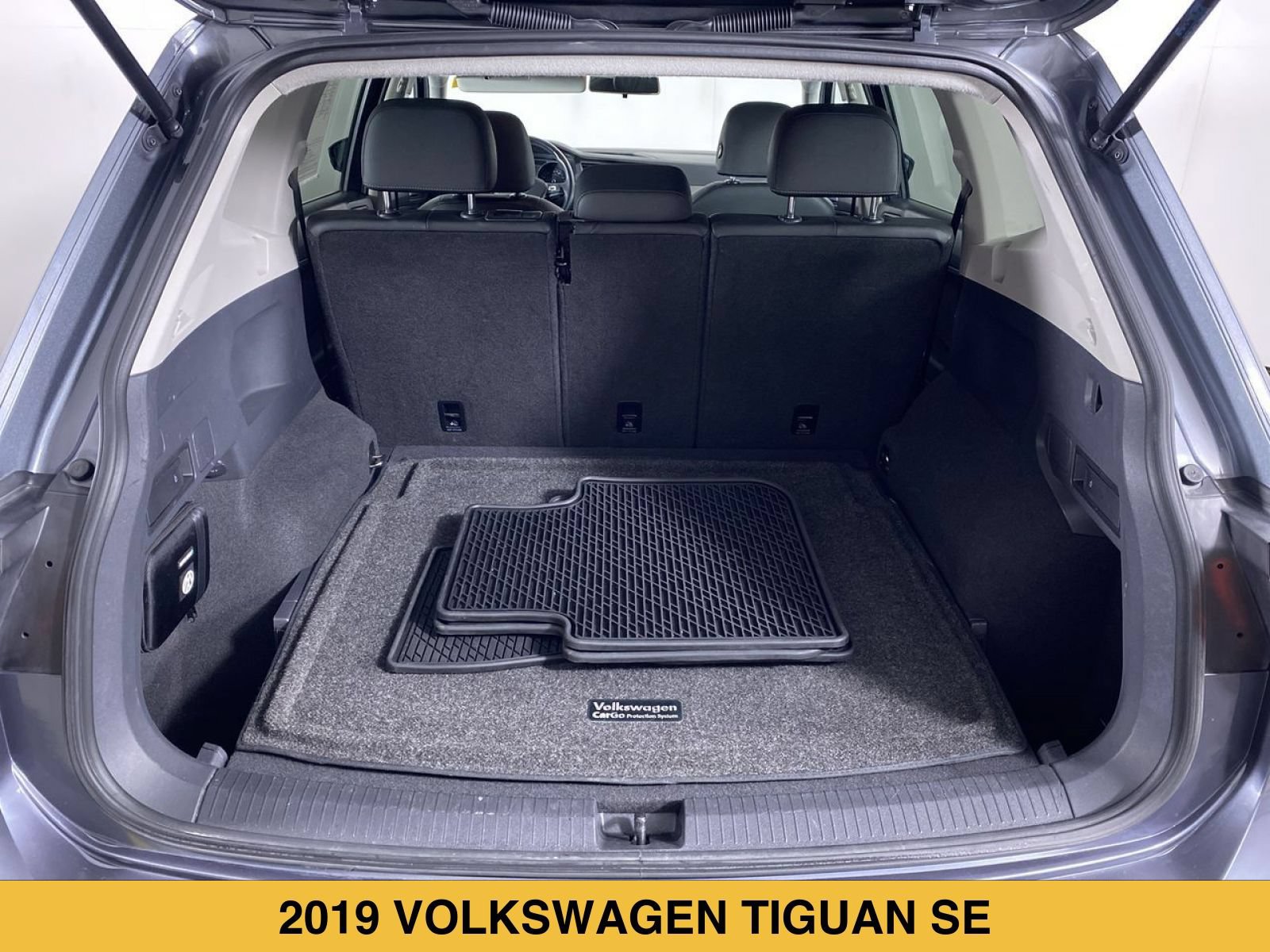 Used 2019 Volkswagen Tiguan SE AWD/4WD image 13