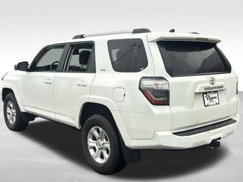 Used 2024 Toyota 4Runner SR5 image 5