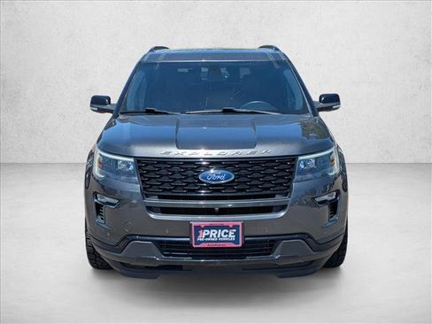 Used 2018 Ford Explorer Sport w/ Equipment Group 401A AWD/4WD image 2