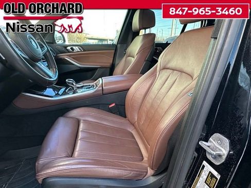 Used 2021 BMW X5 xDrive40i w/ M Sport Package image 9