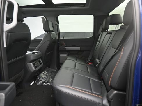 New 2026 Ford F250 Lariat w/ Black Appearance Package image 27