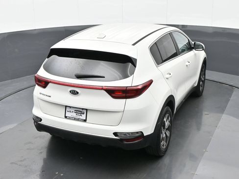 Used 2020 Kia Sportage LX FWD image 29