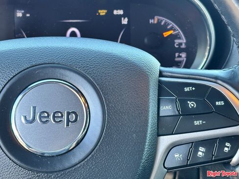 Used 2021 Jeep Grand Cherokee High Altitude AWD/4WD image 22